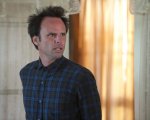 Il Grinch, Walton Goggins risponde ai paragoni con il personaggio verde: 'In effetti gli somiglio'