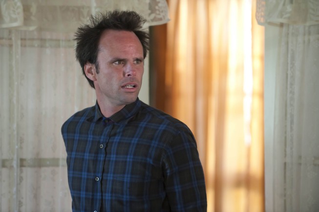 Il Grinch, Walton Goggins risponde ai paragoni con il personaggio verde: 'In effetti gli somiglio'
