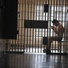 The Double: Stephen Moyer dietro le sbarre in una scena del film