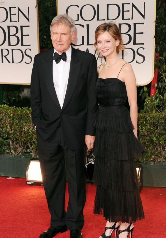 Harrison Ford E Calista Flockhart Sfilano Sul Tappeto Rosso Dei Golden Globes 2012 229210