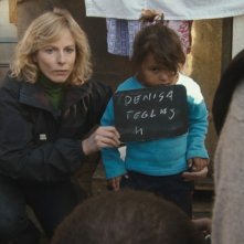 Karin Viard in una scena del film Polisse
