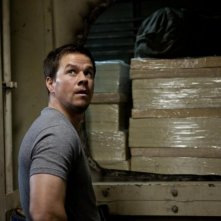 Mark Wahlberg in una scena di Contraband