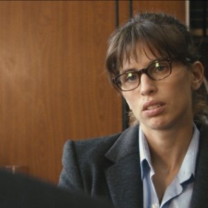 Polisse: la regista e interprete Maïwenn Le Besco in una scena del film