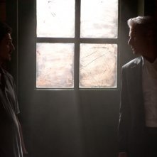 Richard Gere in una scena del film The Double con Yuriy Sardarov