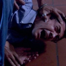 Sulla strada di casa: Vinicio Marchioni in una drammatica scena del film