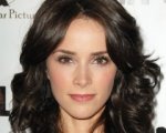 Abigail Spencer negli occhi di Joss Whedon