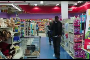 Clip 'Supermarket' - Chronicle