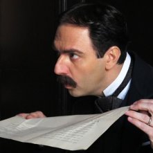 La scomparsa di Patò: Neri Marcoré in una scena del film