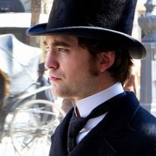 Bel Ami: Robert Pattinson in una scena del film interpreta Georges Duroy