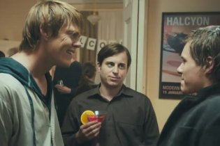 Video-recensione Tre uomini e una pecora