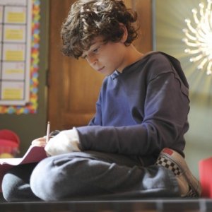 David Mazouz in una scena del pilot di Touch
