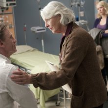 Dream House: Daniel Craig in una scena del film con Jane Alexander