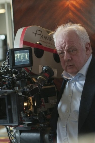 Dream House: il regista Jim Sheridan sul set del film