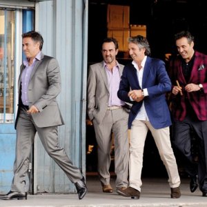 La vérité si je mens! 3: Jose Garcia in una scena con Richard Anconina, Gilbert Melki e Bruno Solo.