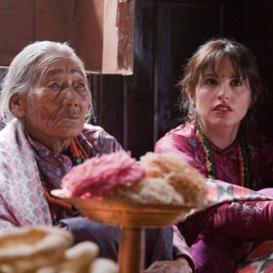 Verónica Echegui è la protagonista di Katmandú, un espejo en el cielo (2011)