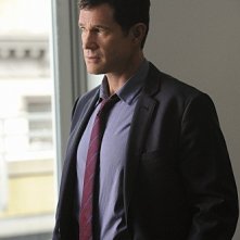 Unforgettable: Dylan Walsh nell'episodio Check Out Time