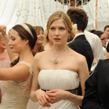 Laura Brent preoccupatissima per le sorti del suo matrimonio in una scena di Tre uomini e una pecora