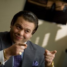 Take Me Home Tonight: Dan Fogler in una scena del film