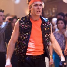 Take Me Home Tonight: Robert Hoffman in una scena del film