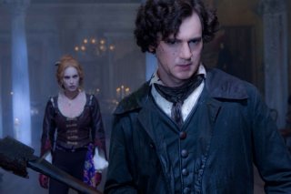 Benjamin Walker ed Erin Wasson in una scena del film La leggenda del cacciatore di vampiri