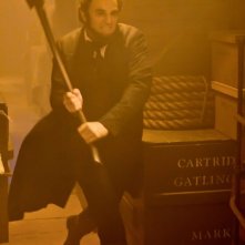 Benjamin Walker protagonista del film La leggenda del cacciatore di vampiri