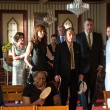 Frances O'Connor, John Hurt e Billy Bob Thornton in una scena di Jayne Mansfield's Car