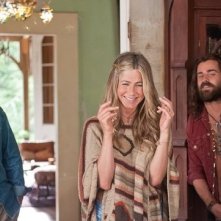 Jennifer Aniston con Justin Theroux e Paul Rudd in Nudi e Felici