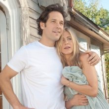 Jennifer Aniston con Paul Rudd in Nudi e Felici