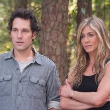 Paul Rudd e Jennifer Aniston nella commedia Nudi e Felici