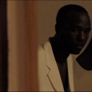 Là-bas: Kader Alassane in una scena tratta dal film