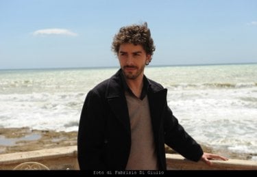 Michele Riondino sul set de Il giovane Montalbano