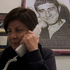 Roba da matti: Gisella Trincas, presidente dell'associazione Asarp Casamatta, in una scena del film