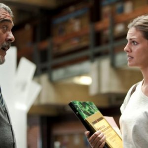 Paranormal Xperience 3D: Miguel Ángel Jenner con Amaia Salamanca in un'immagine del film