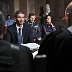 Ti stimo fratello: Giovanni Vernia in una scena del film insieme a Maurizio Micheli e Carmela Vincenti