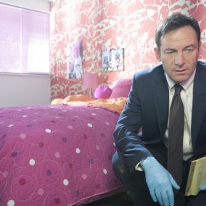 Awake: Jason Isaacs nel pilot della serie
