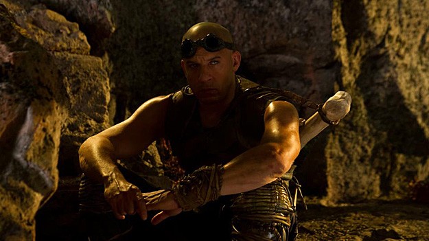 Vin Diesel Si Concentra Durante Una Pausa Sul Set Di Riddick 232733
