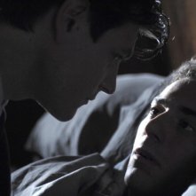 Elio Germano in una scena del film Magnifica presenza insieme ad Andrea Bosca