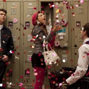 Glee: Vanessa Lengies, Kevin McHale e Damian McGinty in una scena dell'episodio Cuore