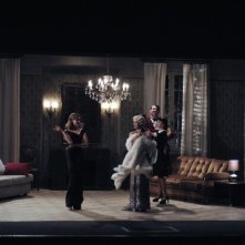 Magnifica presenza: Vittoria Puccini, Margherita Buy, Ambrogio Maestri e Claudia Potenza in una scena del film