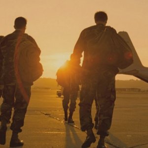 Act of Valor: i Navy Seals al tramonto in una scena del film
