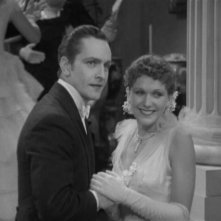 Fredric March e Rose Hobart in una scena de Il dottor Jekyll
