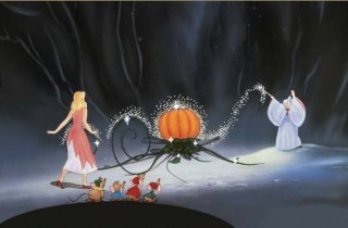 Cenerentola assiste alla trasformazione di una grande zucca in una magnifica carrozza