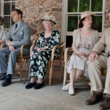 Foto di gruppo in Hyde Park on the Hudson: da sinistra Olivia Williams, Samuel West, Elizabeth Wilson, Olivia Colman e Bill Murray