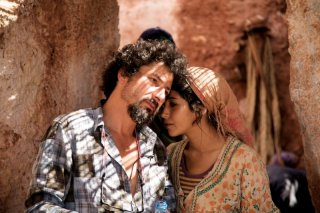 La sorgente dell'amore: Radu Mihaileanu, regista del film, sul set insieme a Leïla Bekhti