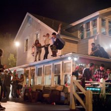 Project X: una sequenza della 'festa che spacca' con gli skaters impegnati in acrobazie