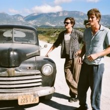 Sam Riley e Garrett Hedlund in On the Road
