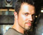 Castle dà il benvenuto ad Adam Baldwin