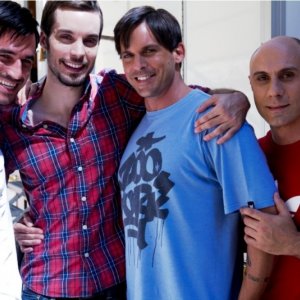 Good as You: il cast maschile al completo in una foto sul set