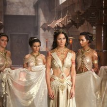 Lynn Collins in una scena di John Carter con le sue 'damigelle'