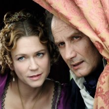 Marie-Josée Croze ed Hippolyte Girardot nella fiction La Certosa di Parma